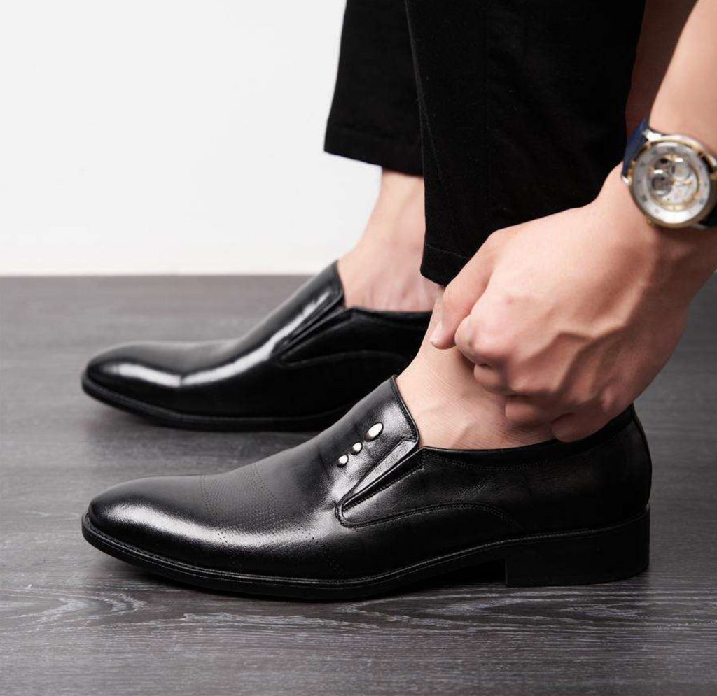 Men’s Pointed Toe Leather Dress Shoes – Low Heel Slip-On Business & Formal Shoes