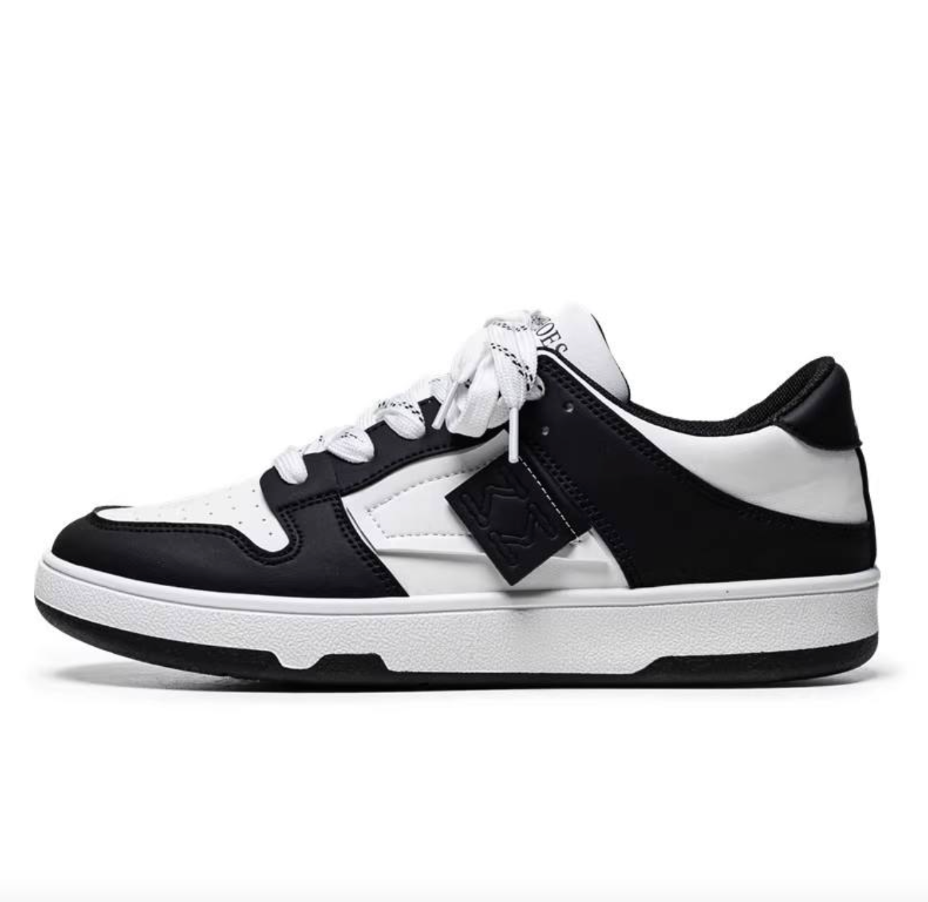 Luxury Men’s Designer Casual Sports Shoes – High-Quality Running & Tennis Sneakers